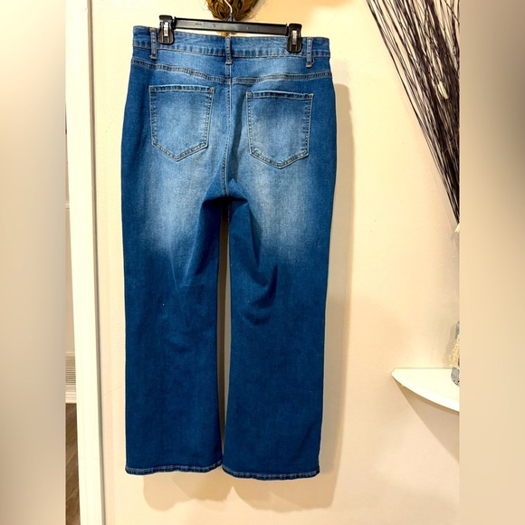 Fashion Jeans in Size XL zip and button front stone wash denim - Picture 5 of 8